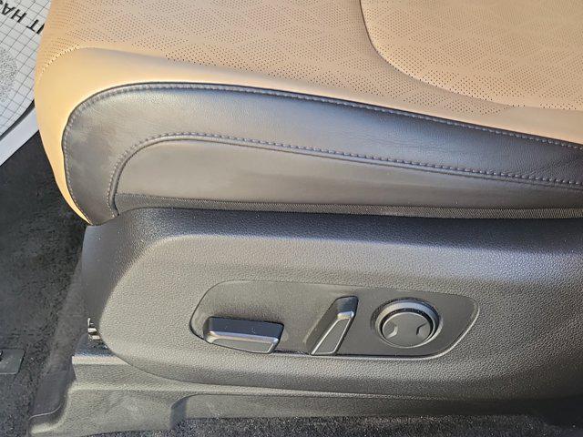 2024 Kia Carnival MPV LX Seat Package