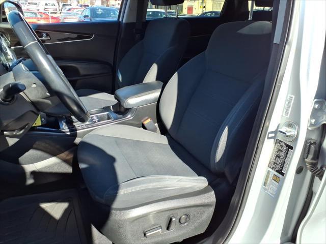 2019 Kia Sorento 2.4L LX