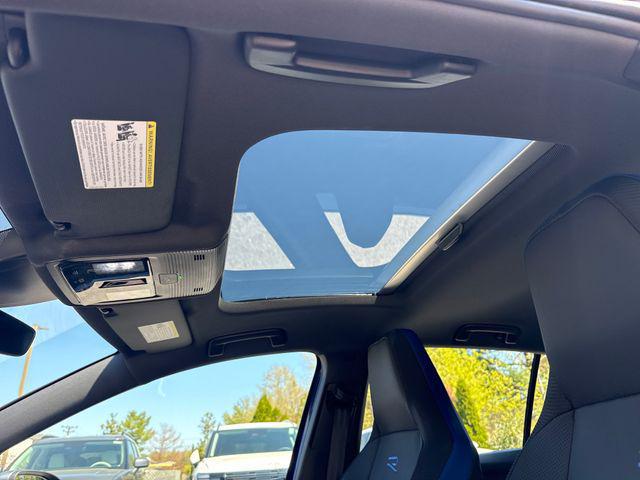 2024 Volkswagen Golf R 2.0T