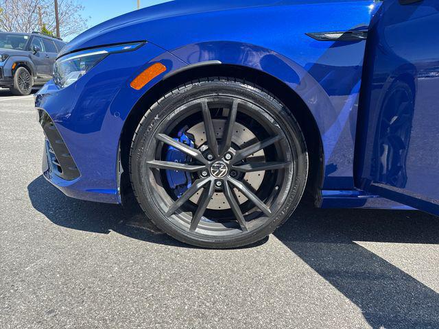 2024 Volkswagen Golf R 2.0T