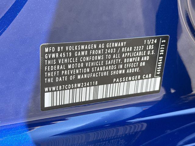 2024 Volkswagen Golf R 2.0T