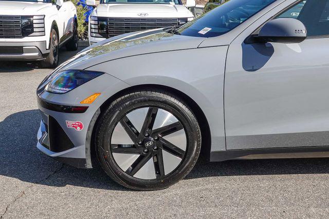 2024 Hyundai IONIQ 6 SE Standard Range