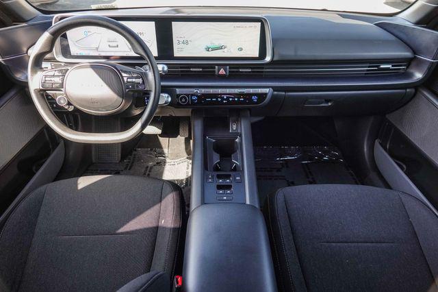 2024 Hyundai IONIQ 6 SE Standard Range