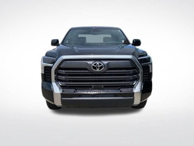 2026 Toyota Tundra Limited CrewMax 5.5' Bed