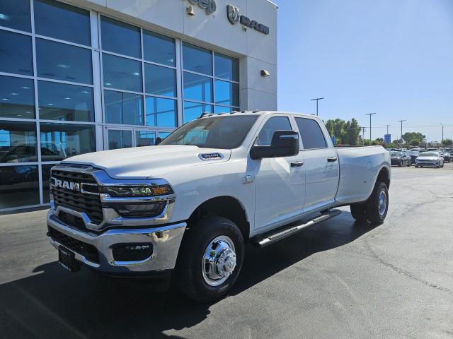 2026 Ram 3500 Tradesman Crew Cab 4x4 8 Box