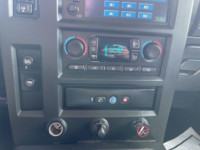 2007 HUMMER H2 Base