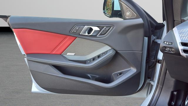 2025 BMW Coupe xDrive