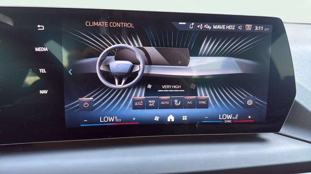 2025 BMW Coupe xDrive