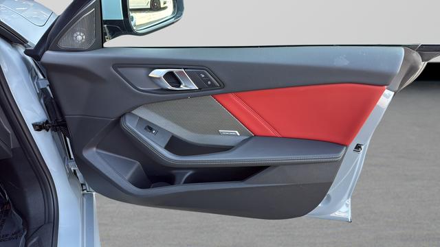 2025 BMW Coupe xDrive