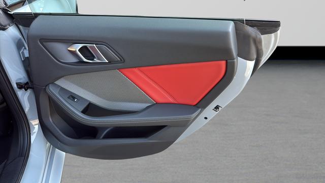 2025 BMW Coupe xDrive