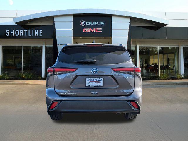2021 Toyota Highlander Hybrid XLE