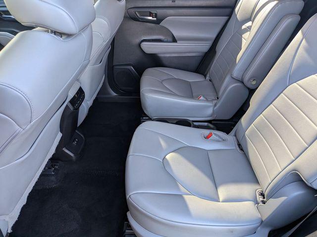 2021 Toyota Highlander Hybrid XLE