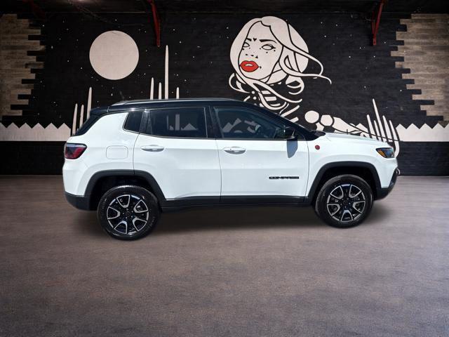 2025 Jeep Compass Trailhawk 4x4