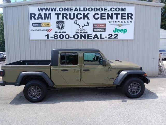 2026 Jeep Gladiator GLADIATOR SPORT S 4X4