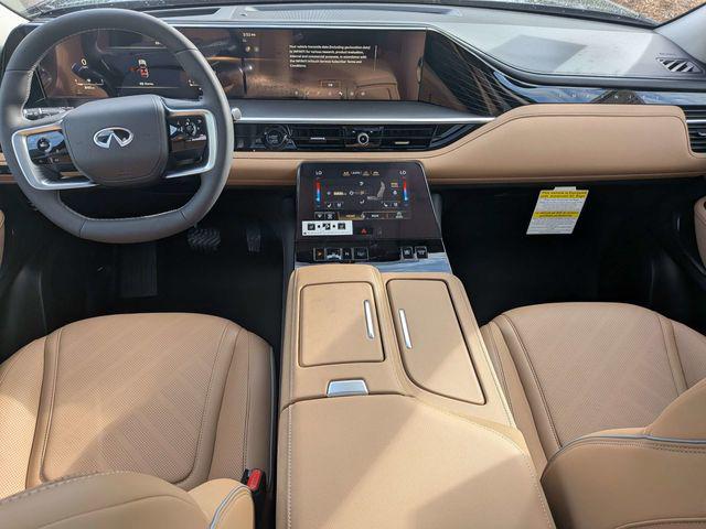 2026 INFINITI QX80 LUXE