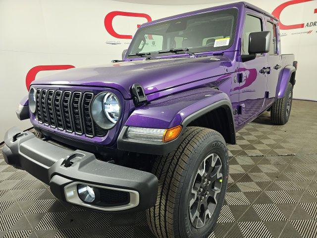 2026 Jeep Gladiator GLADIATOR SAHARA 4X4