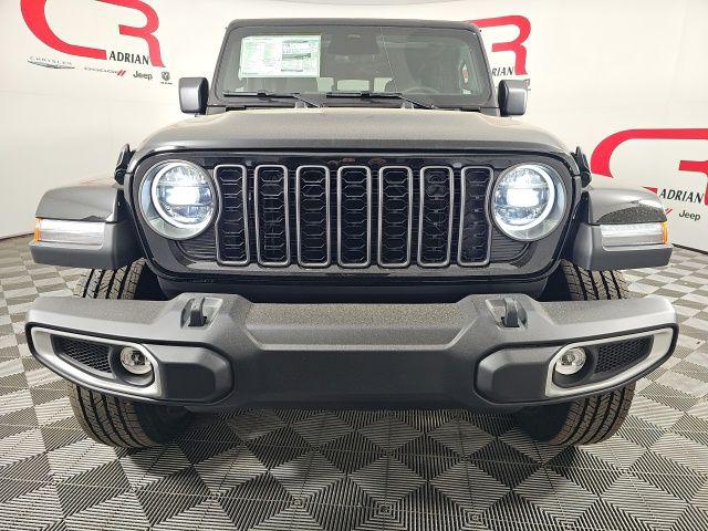 2026 Jeep Gladiator GLADIATOR SAHARA 4X4