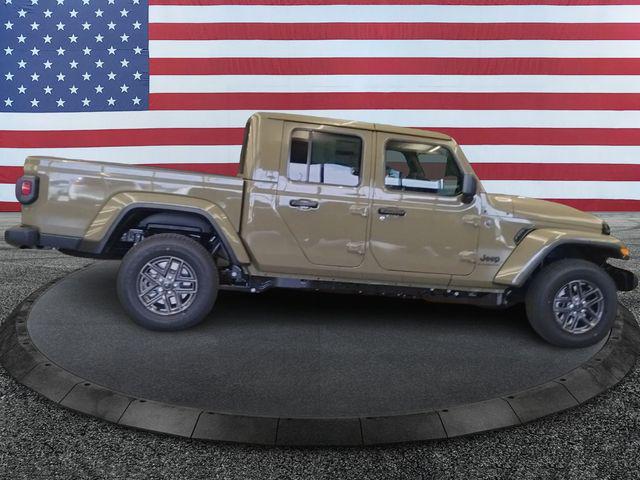 2026 Jeep Gladiator GLADIATOR SPORT S 4X4 2026 Jeep Gladiator GLADIATOR SPORT S 4X4
