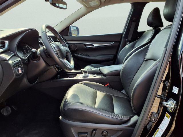 2022 INFINITI QX50 LUXE AWD
