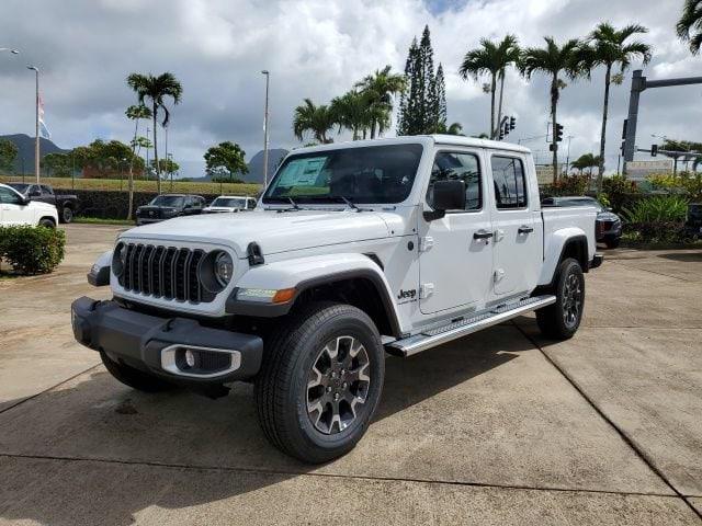 2026 Jeep Gladiator GLADIATOR SAHARA 4X4
