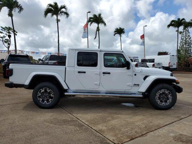 2026 Jeep Gladiator GLADIATOR SAHARA 4X4