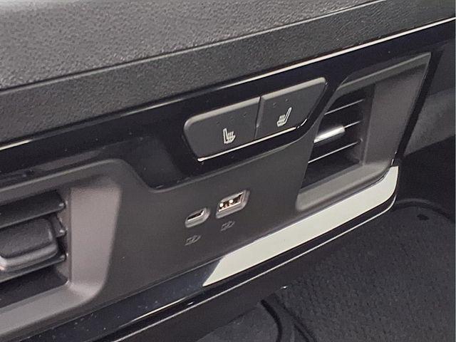 2026 GMC Sierra 2500HD Crew Cab, Standard Bed, AT4, 4WD