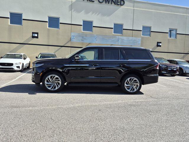 2026 Lincoln Navigator Premiere