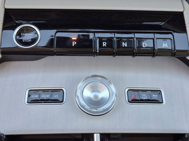 2026 Lincoln Navigator Premiere