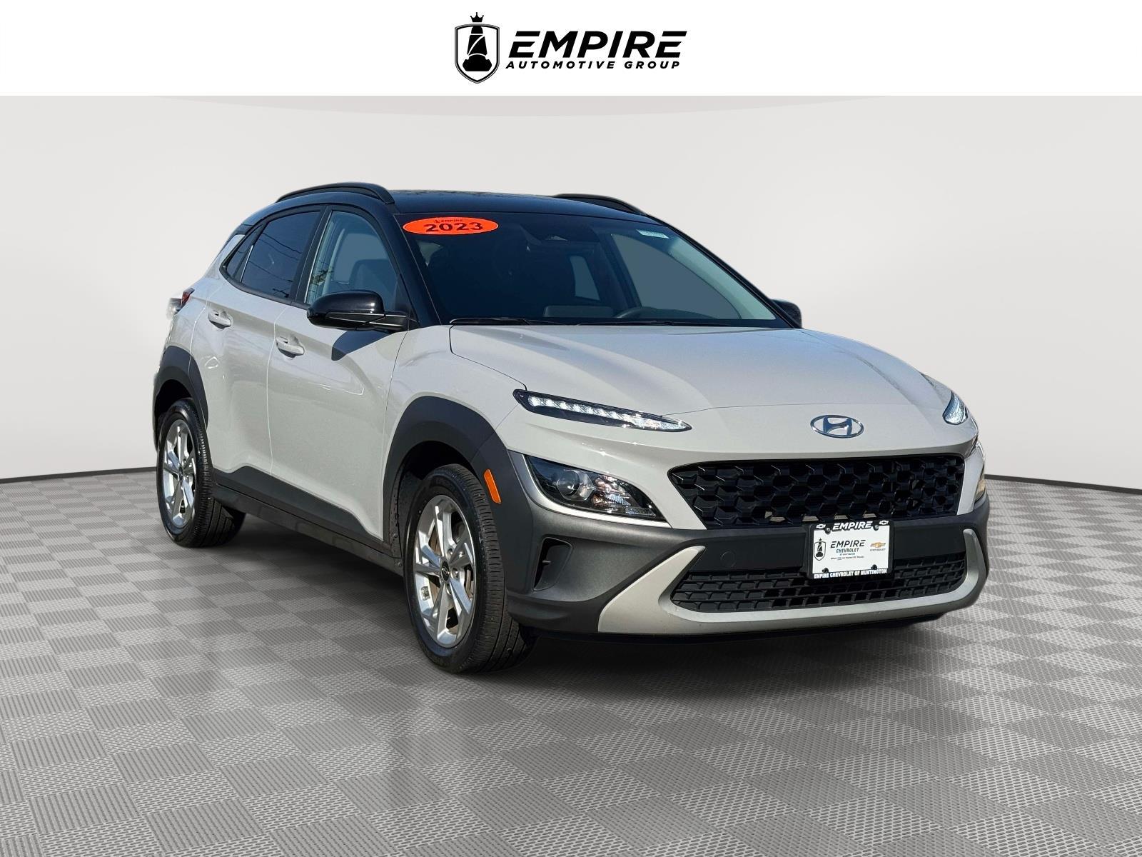 Cyber Silver w/Black Roof 2023 Hyundai Kona SEL AWD SUV / Crossover All-Wheel Drive Automatic