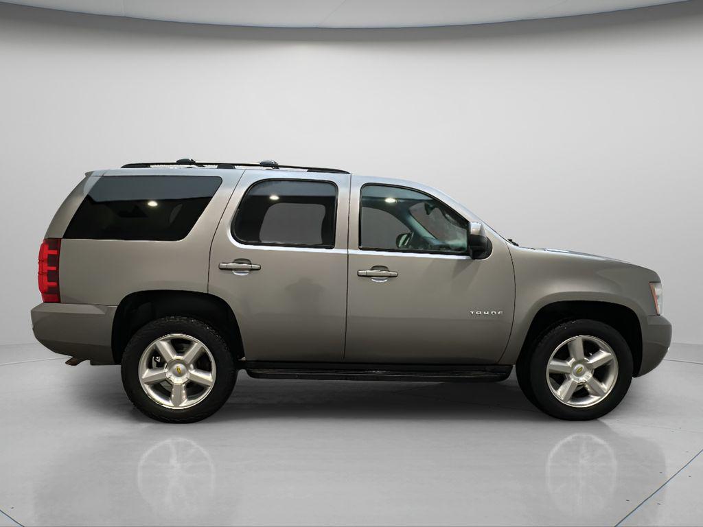 2012 Chevrolet Tahoe LS - Photo 7