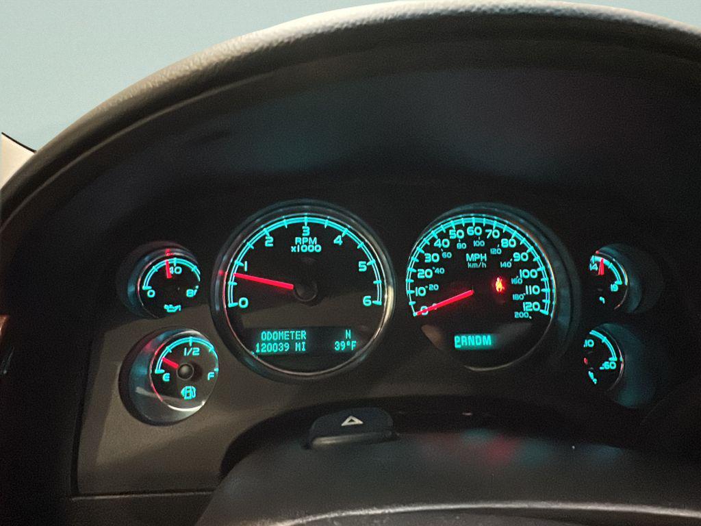 2012 Chevrolet Tahoe LS - Photo 24