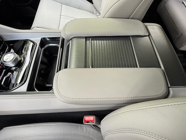 2026 Jeep Grand Wagoneer 4x4