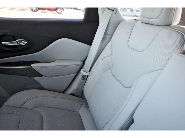 2022 Jeep Cherokee Latitude Lux 4x4