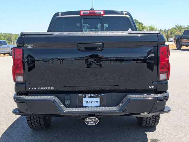 2023 Chevrolet Colorado 4WD Crew Cab Short Box LT