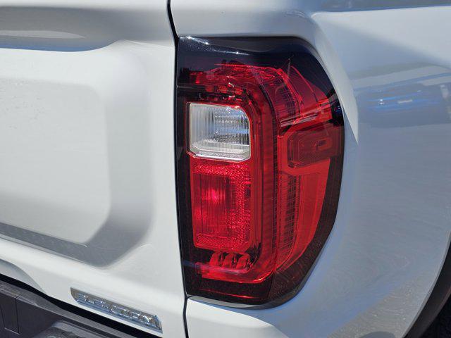 2025 GMC Canyon 2WD Elevation