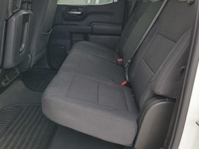2023 Chevrolet Silverado 1500 4WD Crew Cab Short Bed Custom