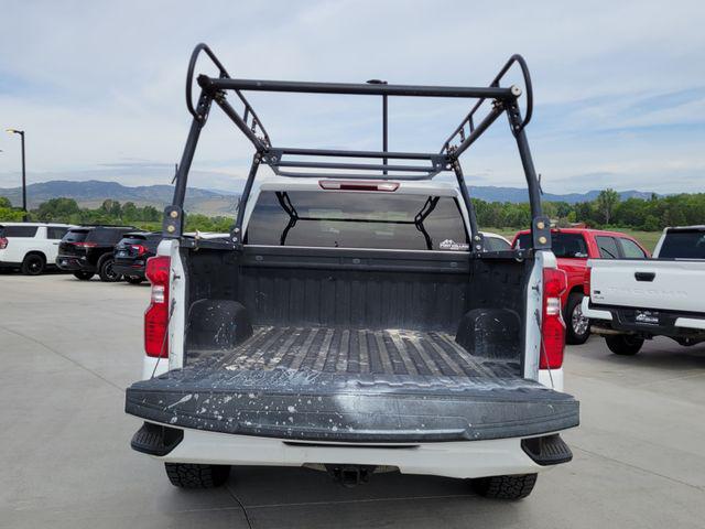 2023 Chevrolet Silverado 1500 4WD Crew Cab Short Bed Custom