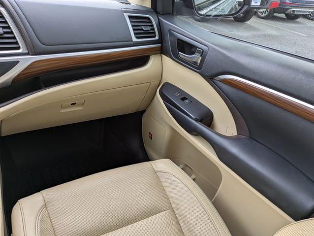 2018 Toyota Highlander Limited Platinum