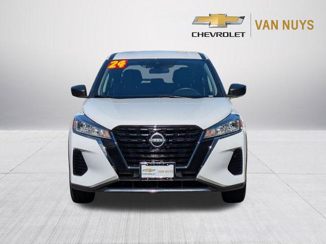 2024 Nissan Kicks S Xtronic CVT