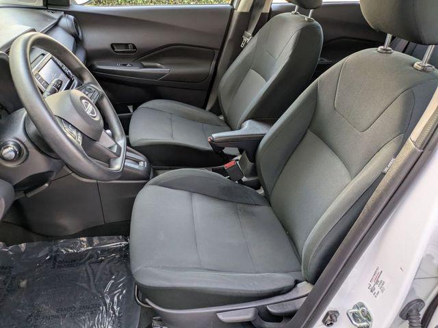 2024 Nissan Kicks S Xtronic CVT