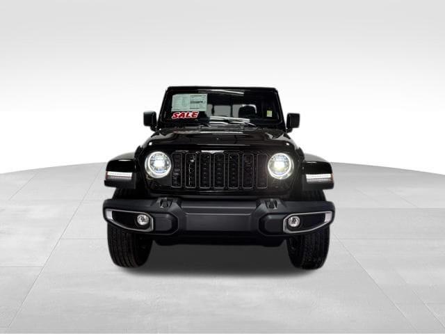 2026 Jeep Gladiator GLADIATOR SAHARA 4X4 2026 Jeep Gladiator GLADIATOR SAHARA 4X4