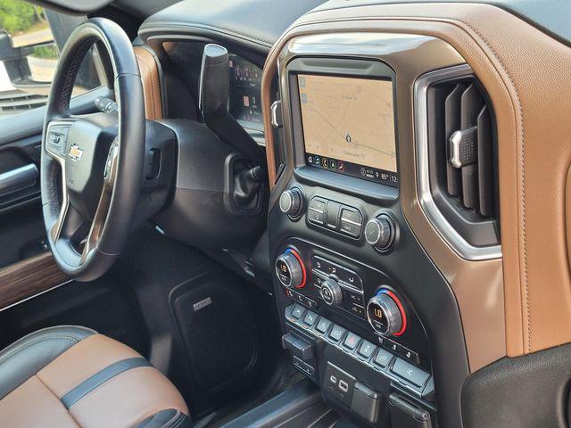 2021 Chevrolet Silverado 1500 4WD Crew Cab Short Bed High Country