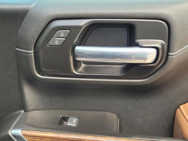 2021 Chevrolet Silverado 1500 4WD Crew Cab Short Bed High Country