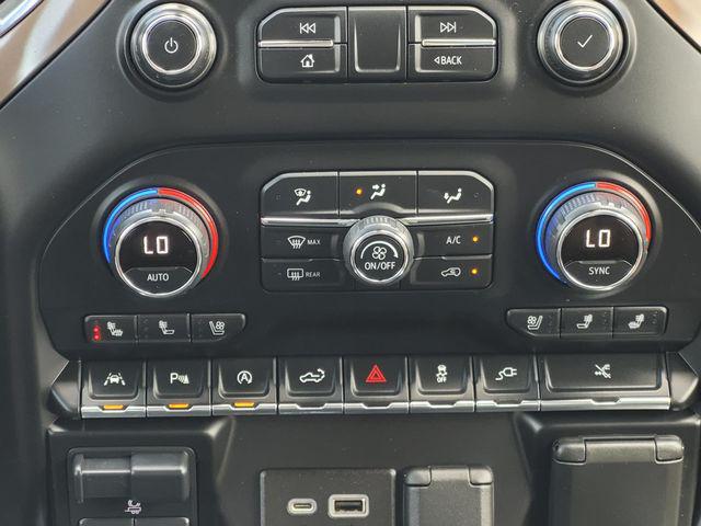 2021 Chevrolet Silverado 1500 4WD Crew Cab Short Bed High Country