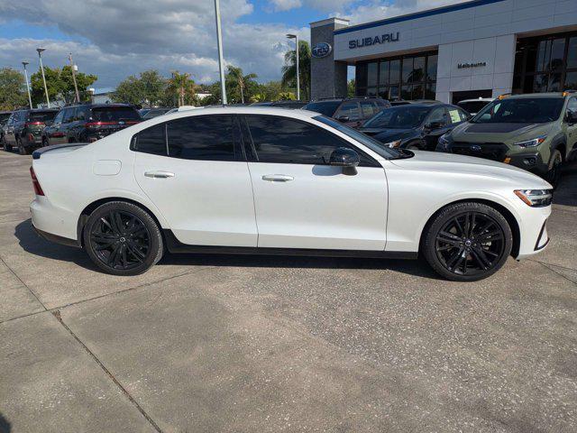 2024 Volvo S60 B5 Plus Black Edition