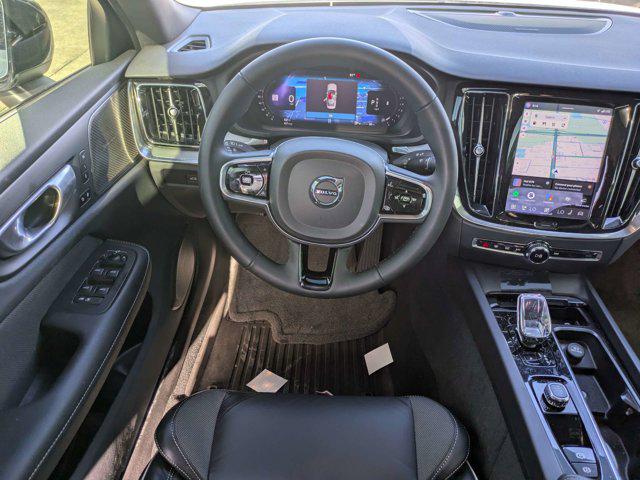 2024 Volvo S60 B5 Plus Black Edition