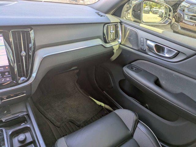 2024 Volvo S60 B5 Plus Black Edition