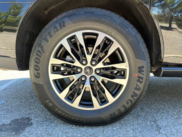 2025 Ford Expedition Platinum MAX