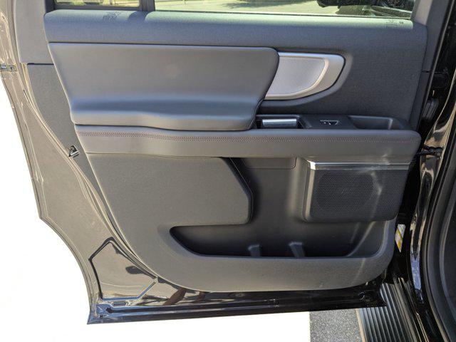 2025 Ford Expedition Active MAX