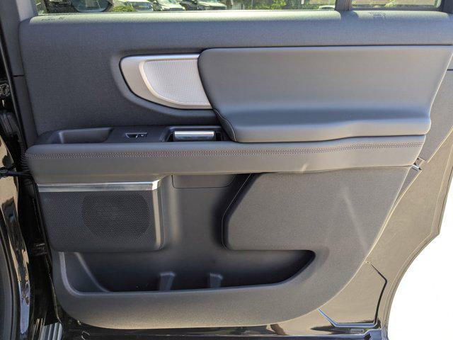 2025 Ford Expedition Active MAX